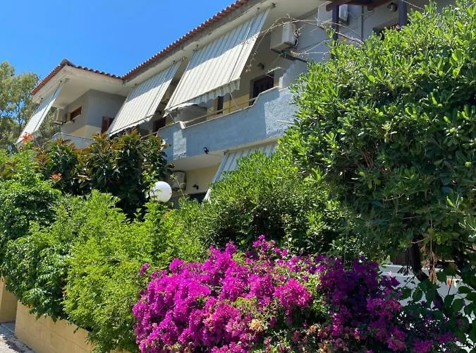 George Apartment Stoupa